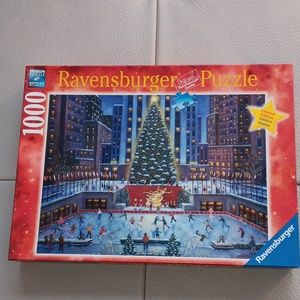 NYC Christmas - 1,000 piece puzzle by Ravensburger